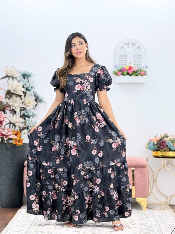 Royal Elegance | Premium Gown - 303
