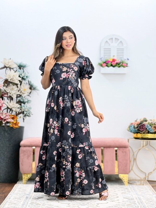 Royal Elegance | Premium Gown - 303